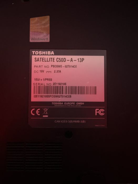 Laptop toshiba satelite 8gb ram perfect pentru office