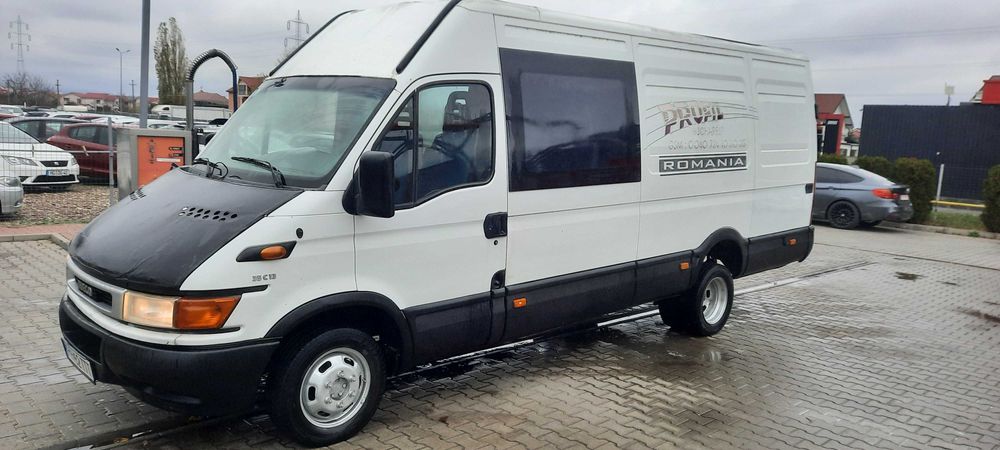 Iveco Daily, 2,8 HPI, 6 Trepte, 7 Locuri, An 2005, Punte dubla