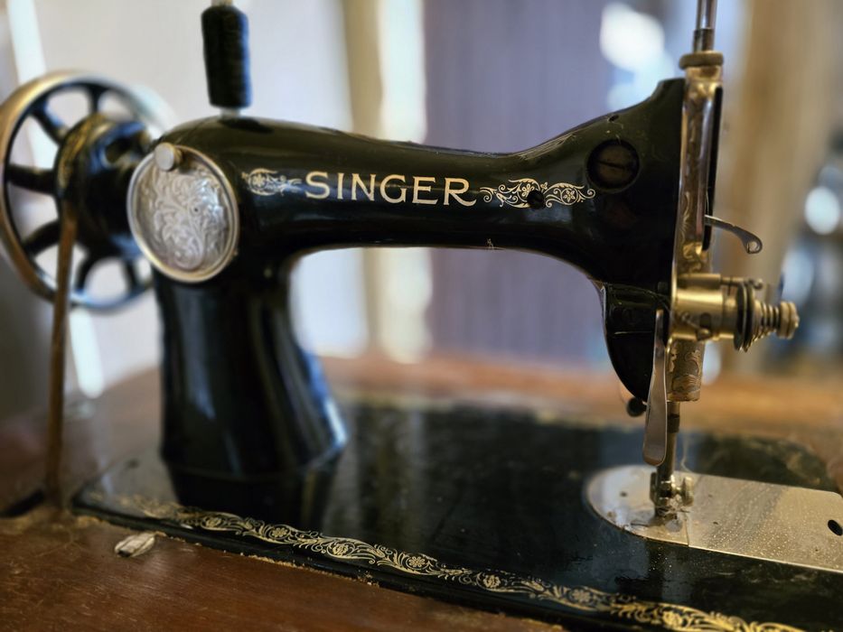 Mașină de cusut SINGER originală