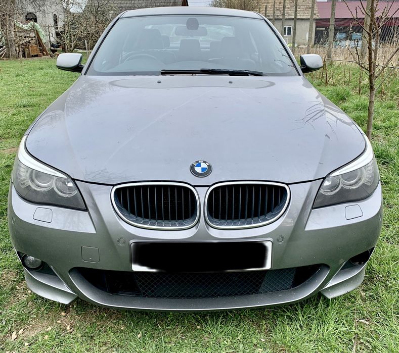 Dezmembrez bmw 520 e60
