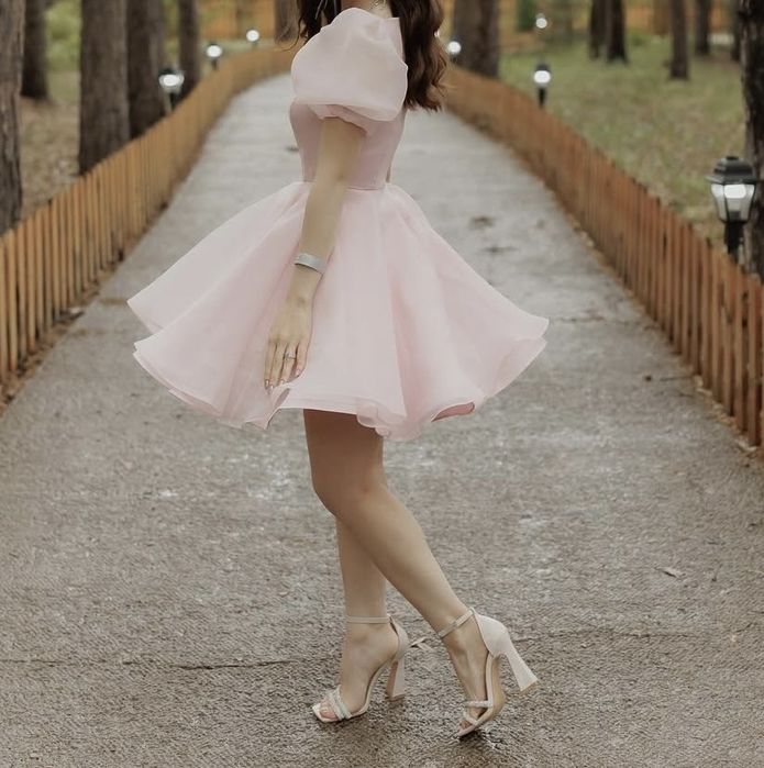 Продам праздничное платье