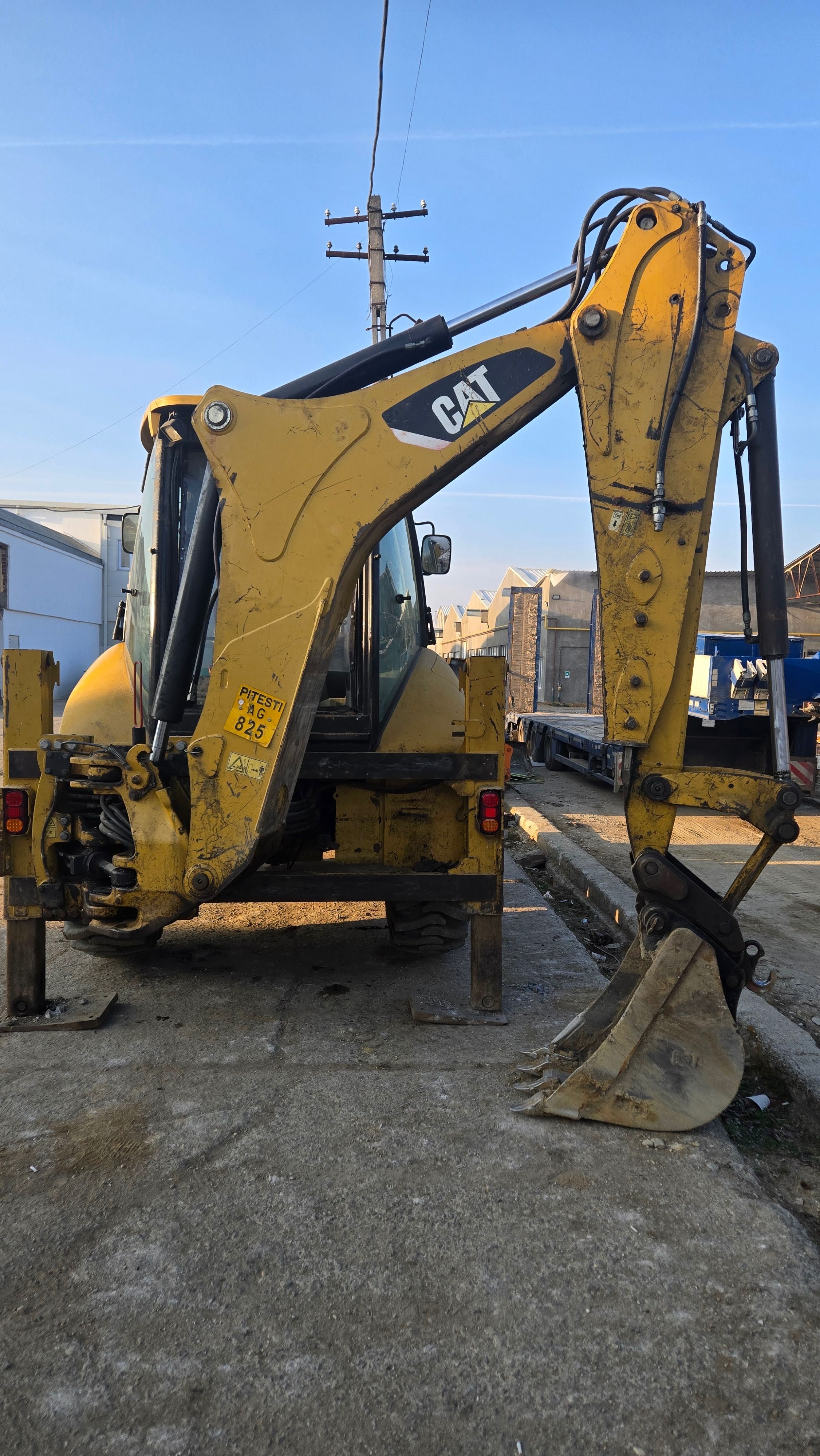 Închiriere și Operare BULDOZER CATD5/ Buldoexcavator CAT428F2/ Manitou