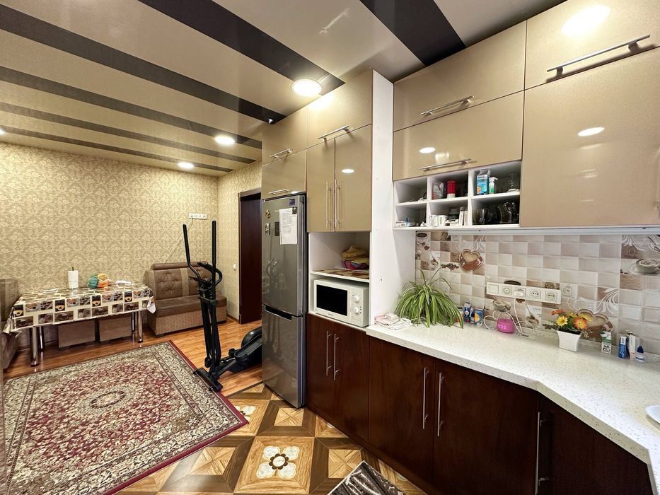 Юнусабад район Банковский дом 3/2/9 Шахристан