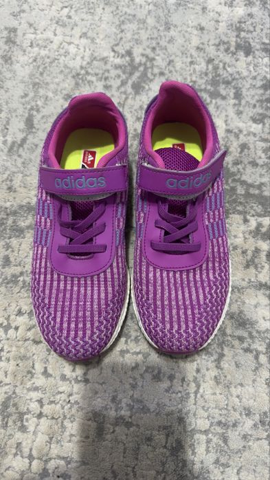 Продается кроссы adidas skechers 36 размер