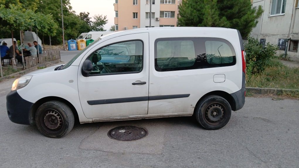Рено Кангоо 1.5dci -68k.c. 2015г