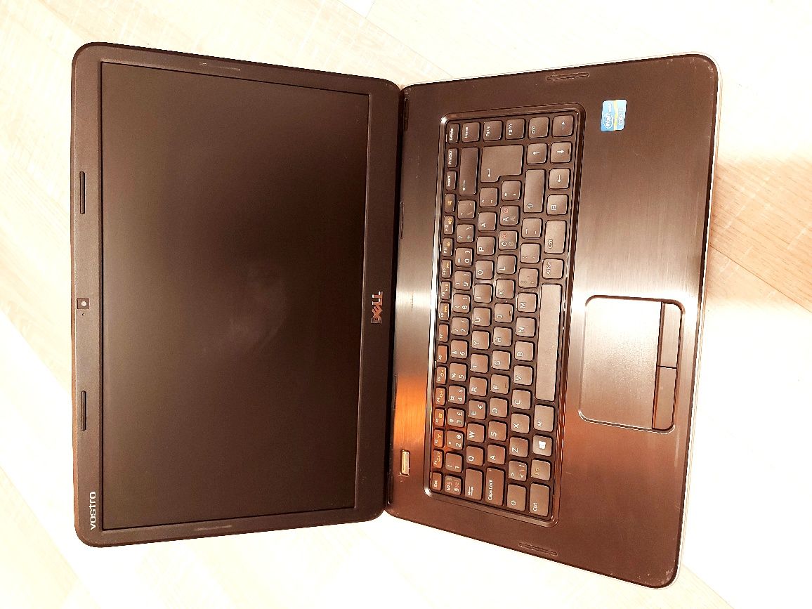 Dell Vostro 2520 , i3 gen3,4gb,hdd320gb