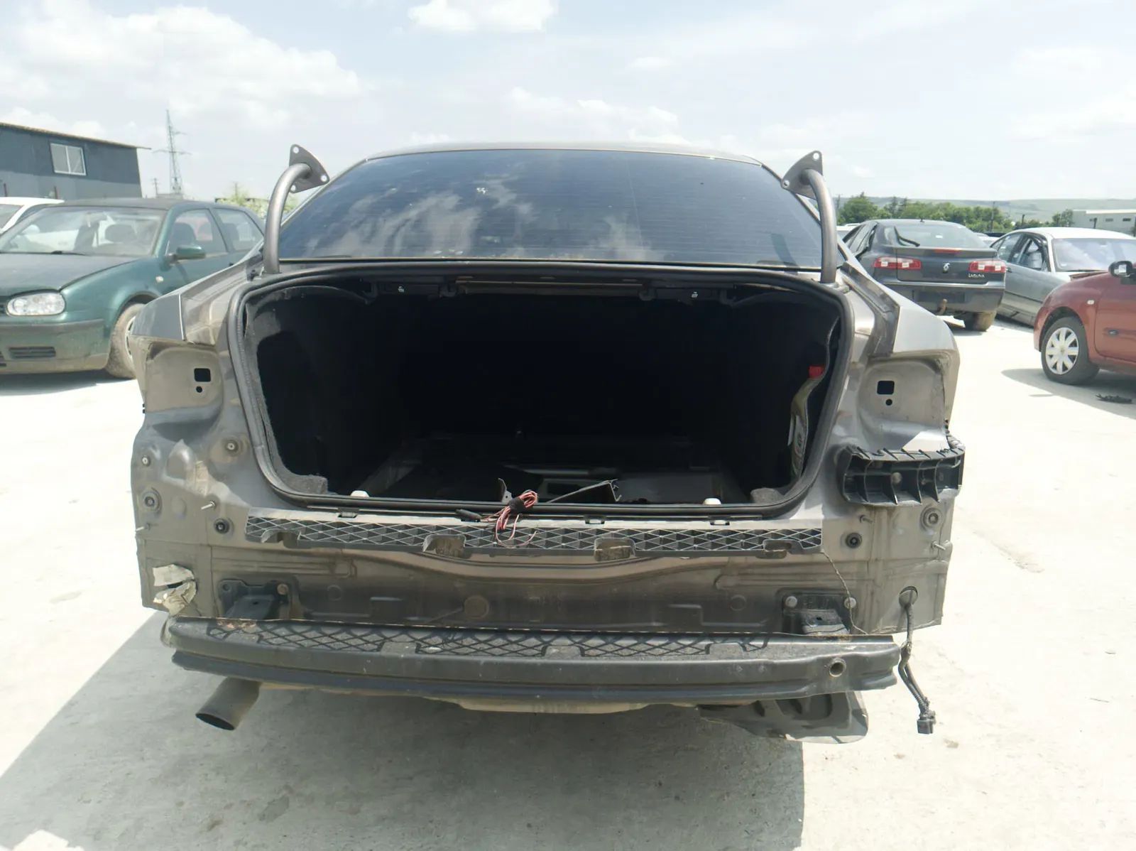Dezmembrari / Dezmembrez Volkswagen Passat B7 1.4 CAXA cutie viteze LNY cod culoare LA8X