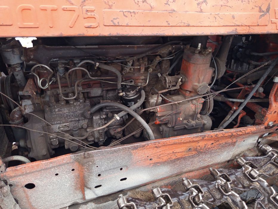 Дт 75 гусеничный