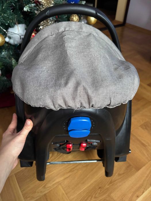 Кошница/ бебешко столче за кола