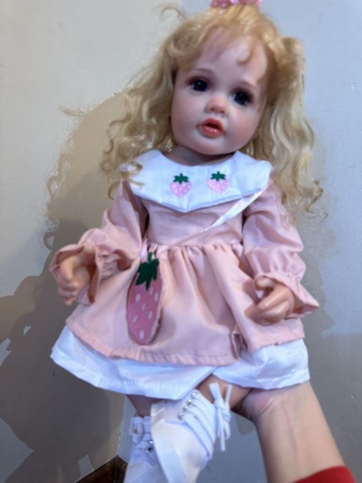 3d kukla reborn orginal sochlari yuzlari qol ishi