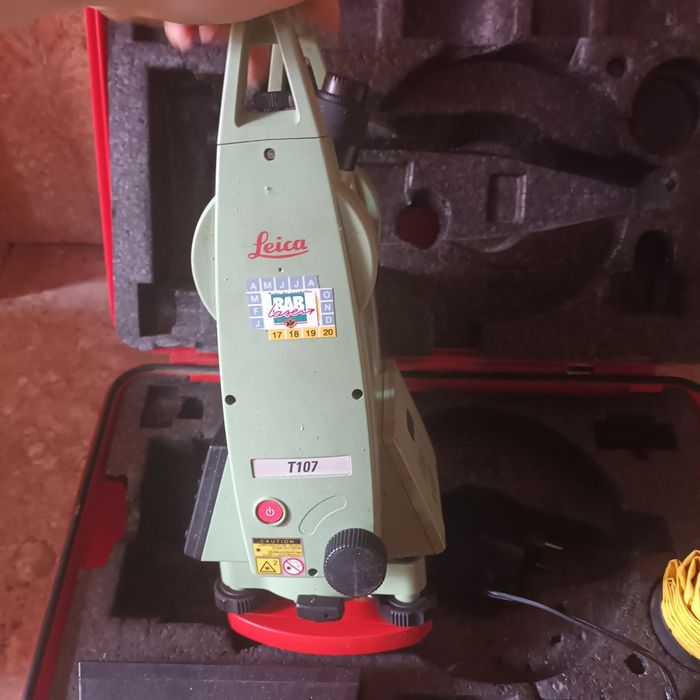 Statie Totala Leica T107