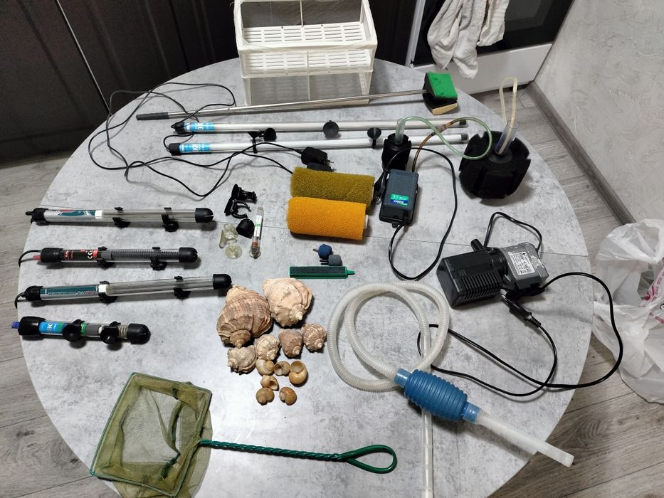 Продаётся аквариум и фурнитура