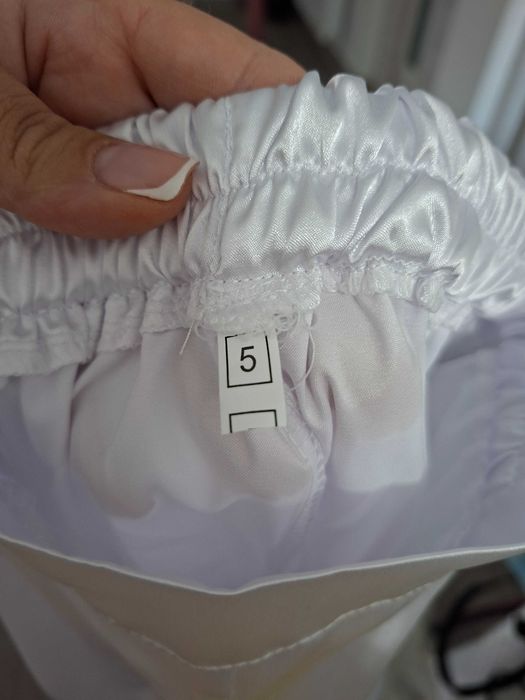 Costum ingeras copii