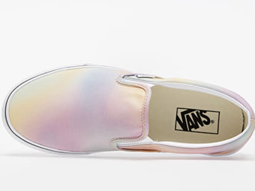 Tenisi Vans Classic Slip-on Aura Marimea 39