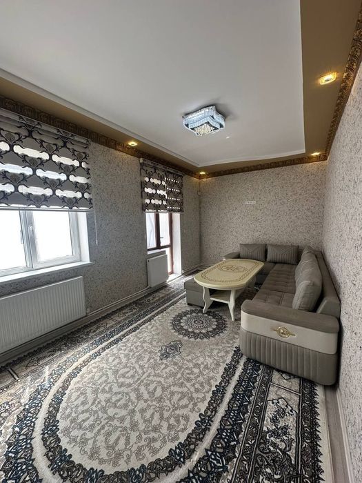 Шахар марказида жойлашган 2 хонали квартира ижарага берилади