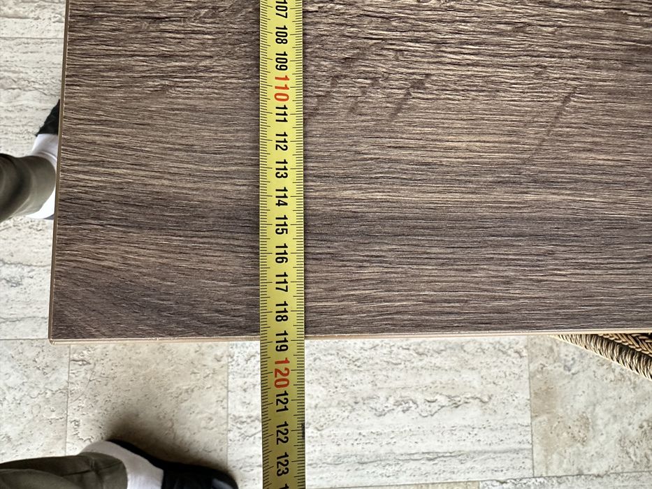 Vând masă 159/119 cm cu cadru metalic 8/2 cm grosime