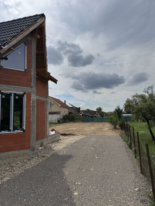 Casă nouă de vânzare Oșorhei - zonă centrală
