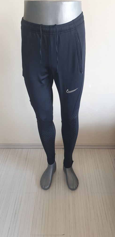 Nike Strike Stretch /  Pant  Slim Fit XS НОВО! ОРИГИНАЛ! Мъжко Долнище