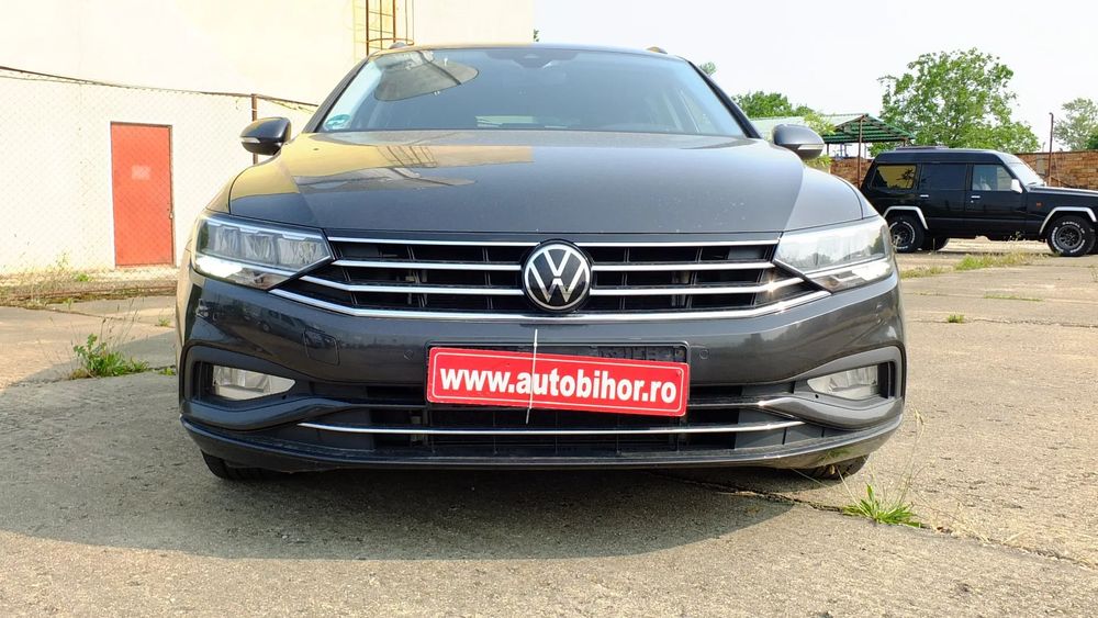 Volkswagen Passat 1 Propietar in Romania service la zi la VW.
