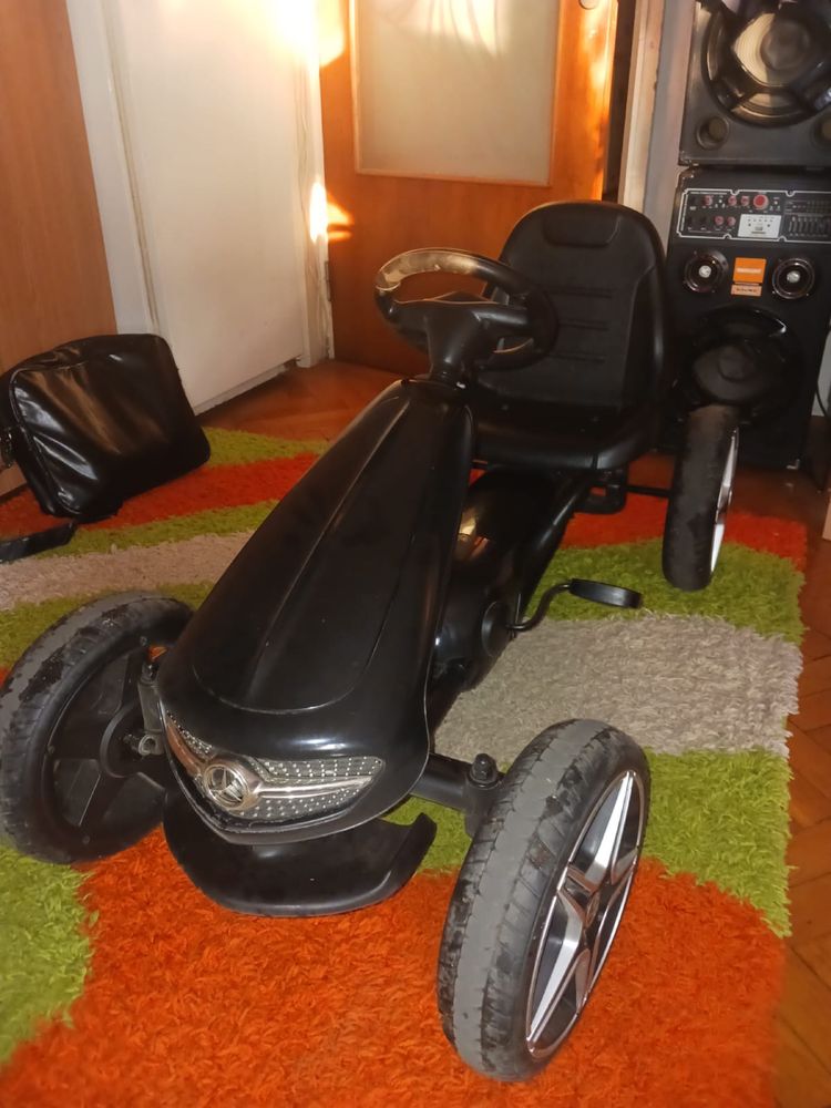 Kart cu pedale 6-9 ani