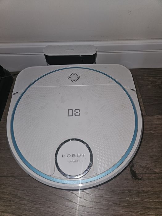 Продам б/у робот пылесос  HOBOT Legee D8