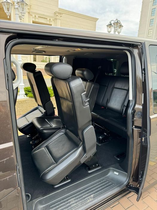 vând wolkswagen caravelle t6