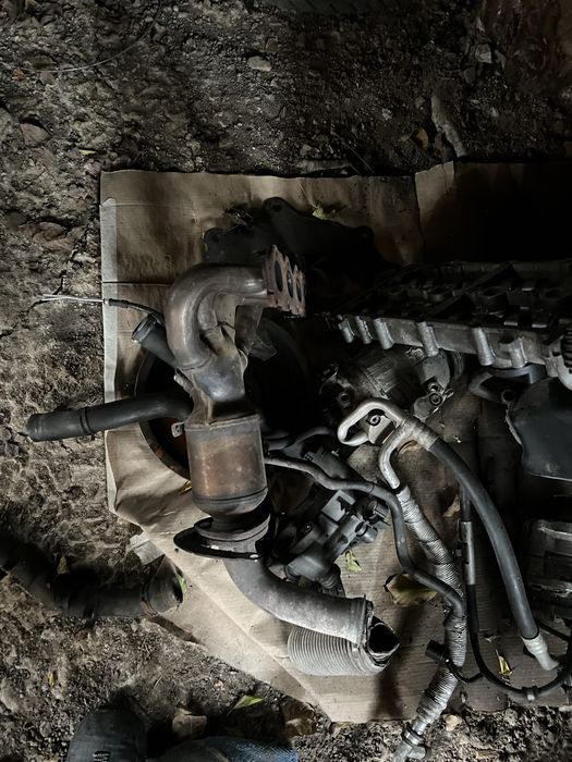 Останали части от двигател skoda roomster 1.4 бенизн