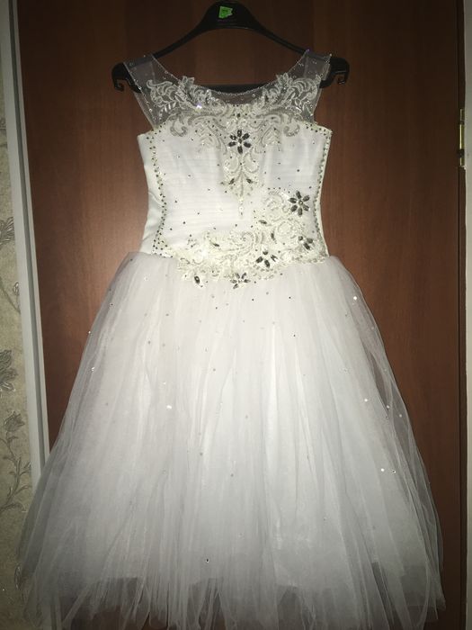 Бальное платье