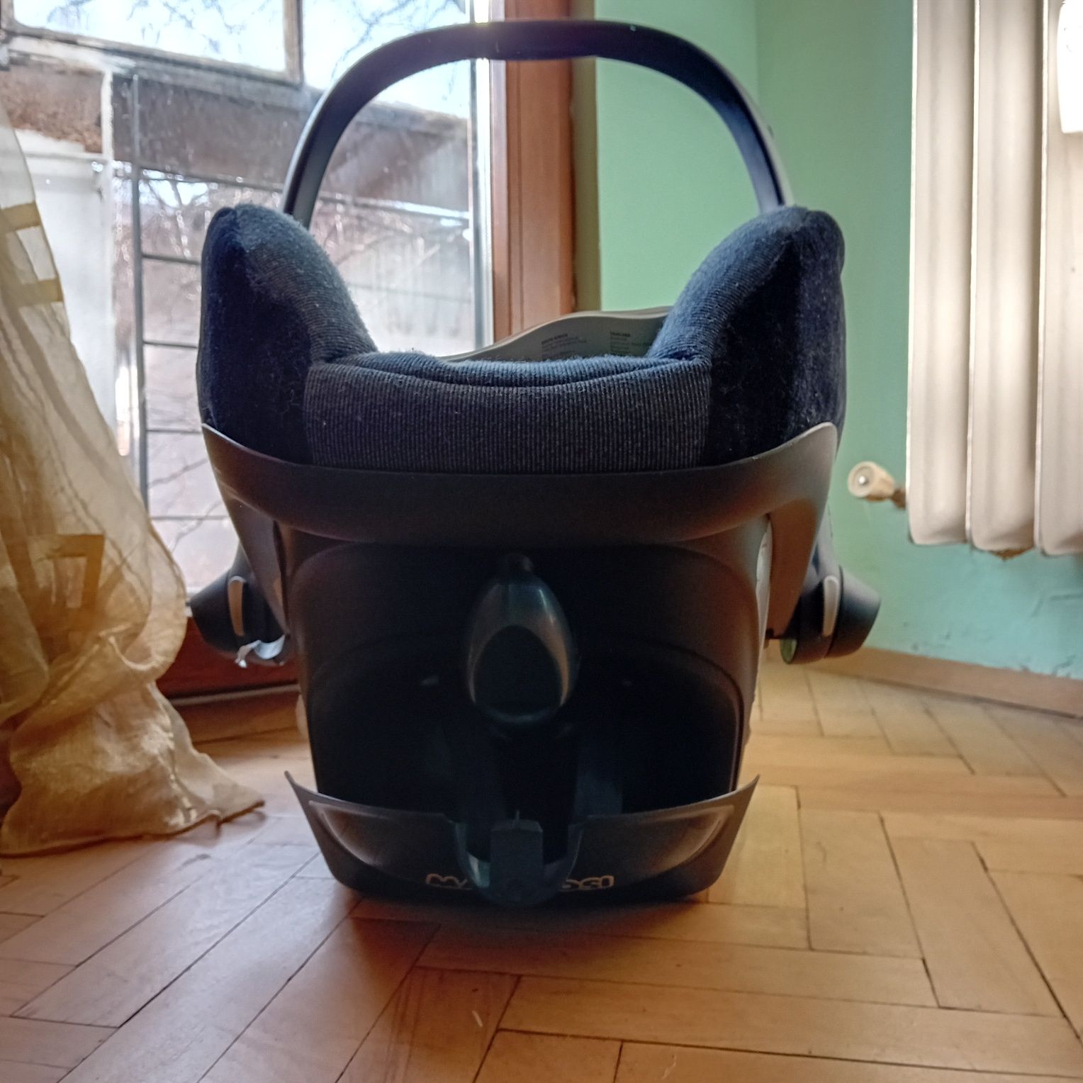 Детско столче за бебе +подарък дъска за повиване