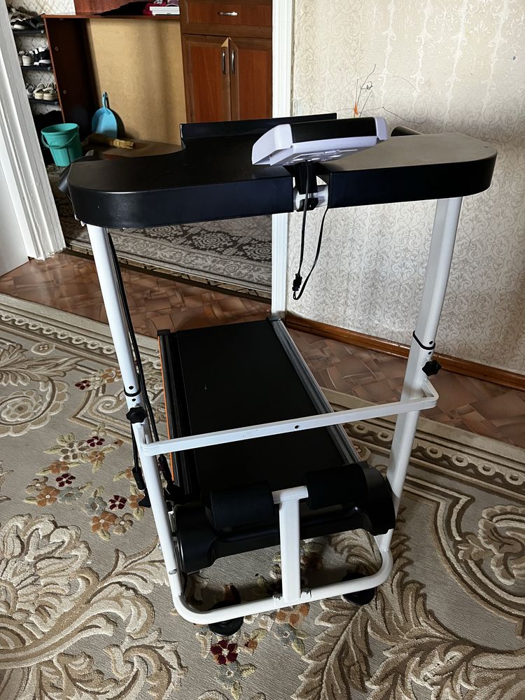 Продам механичкую беговую дорожку