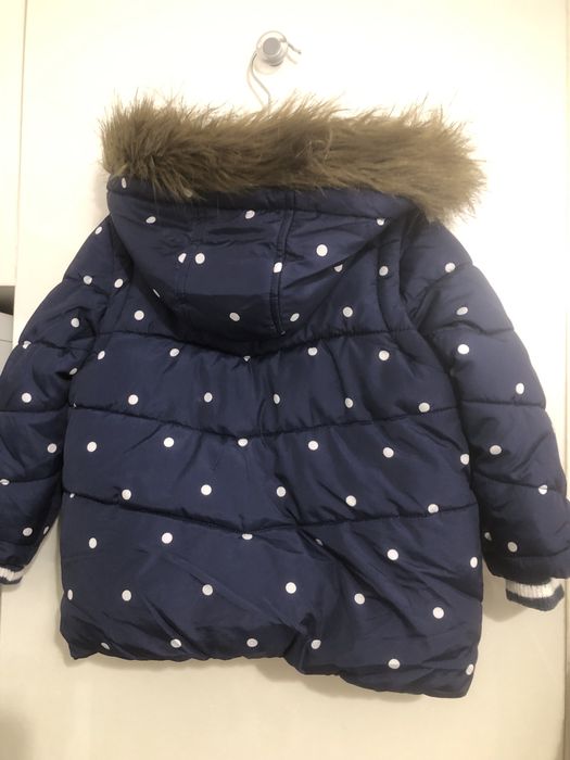 Сет Унисекс Зимно Яке с каракул, ботуши-апрески, блузка с пайети - 3г