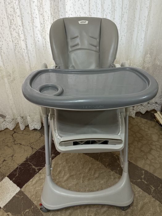 Детский стул для кормления