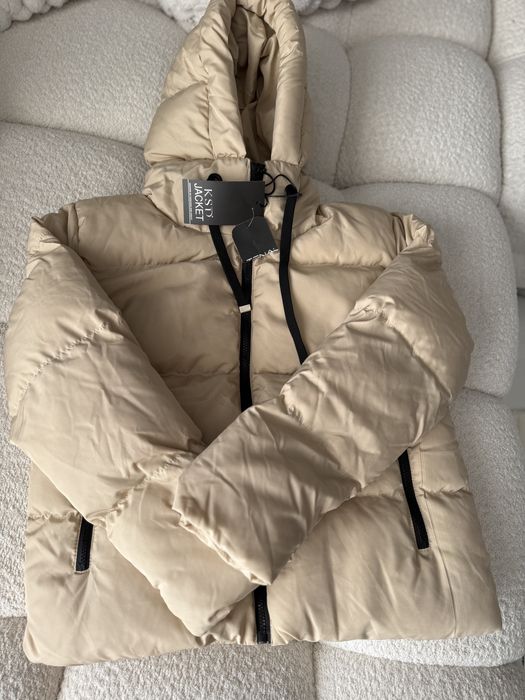 Ново бежово зимно  яке