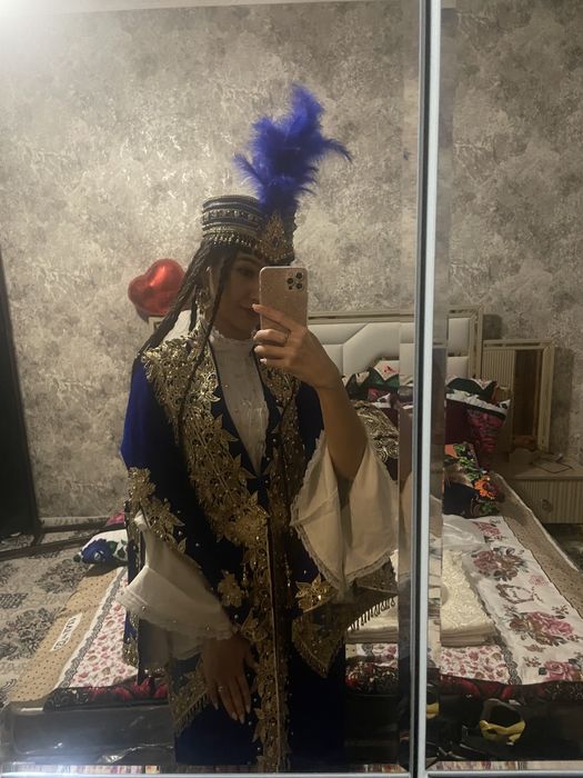 Buxorodan olingan. Qalin matosi toza. Sifatiga garantiya