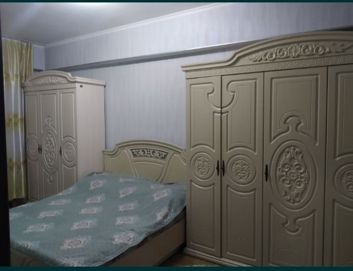 Продается спальный гарнитур Пегас от Кенг Макон б/у