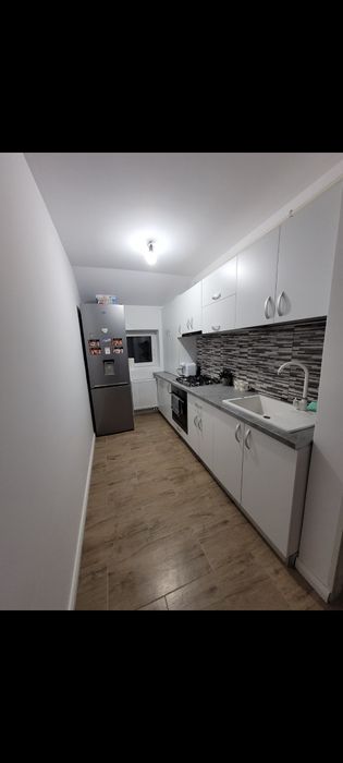 Inchiriez apartament 2 camere