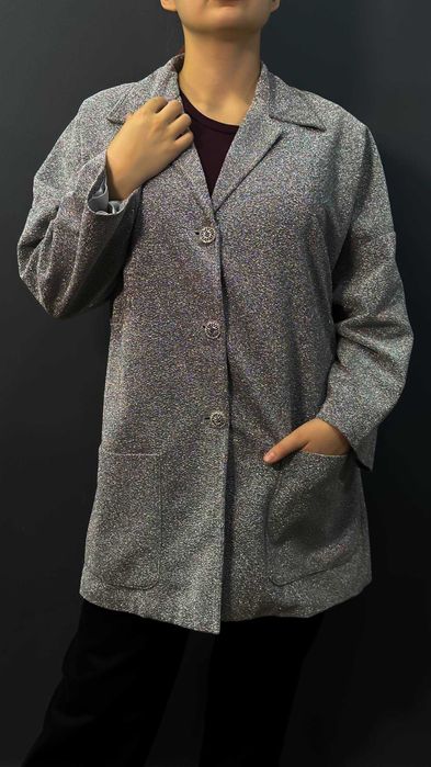 Лёгкий жакет с блеском — добавь роскоши в повседневность!