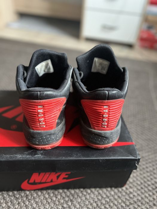 jordan max aura 2