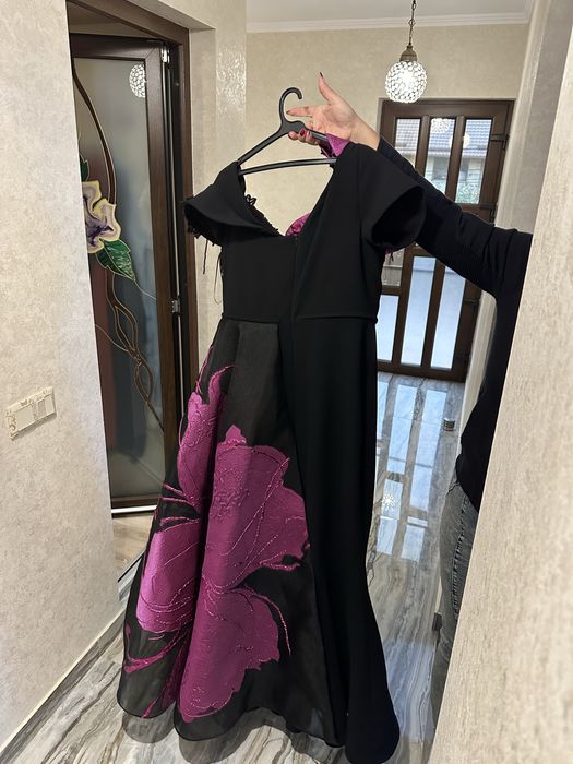 Vand rochie purtata 1 singura data !