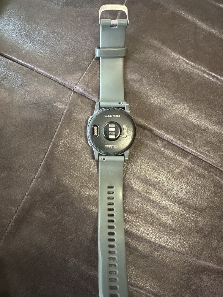Garmin vivoactive 4