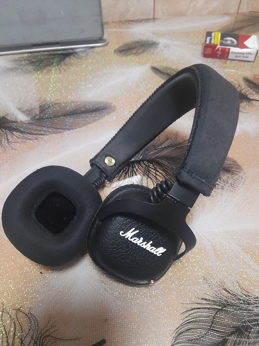 Vind caști bluetooth Marshall