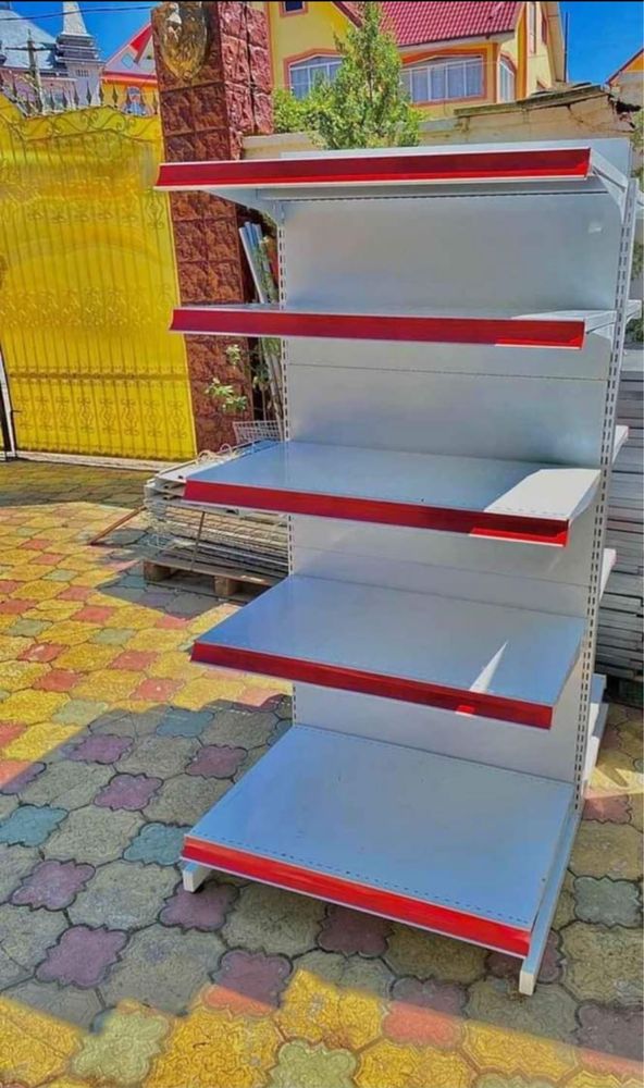 Rafturi metalice de magazin