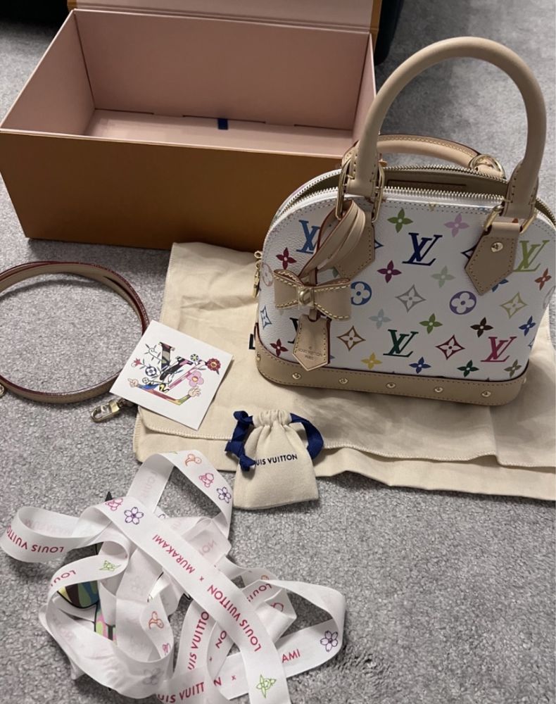 Louis vuitton alma bb чанта