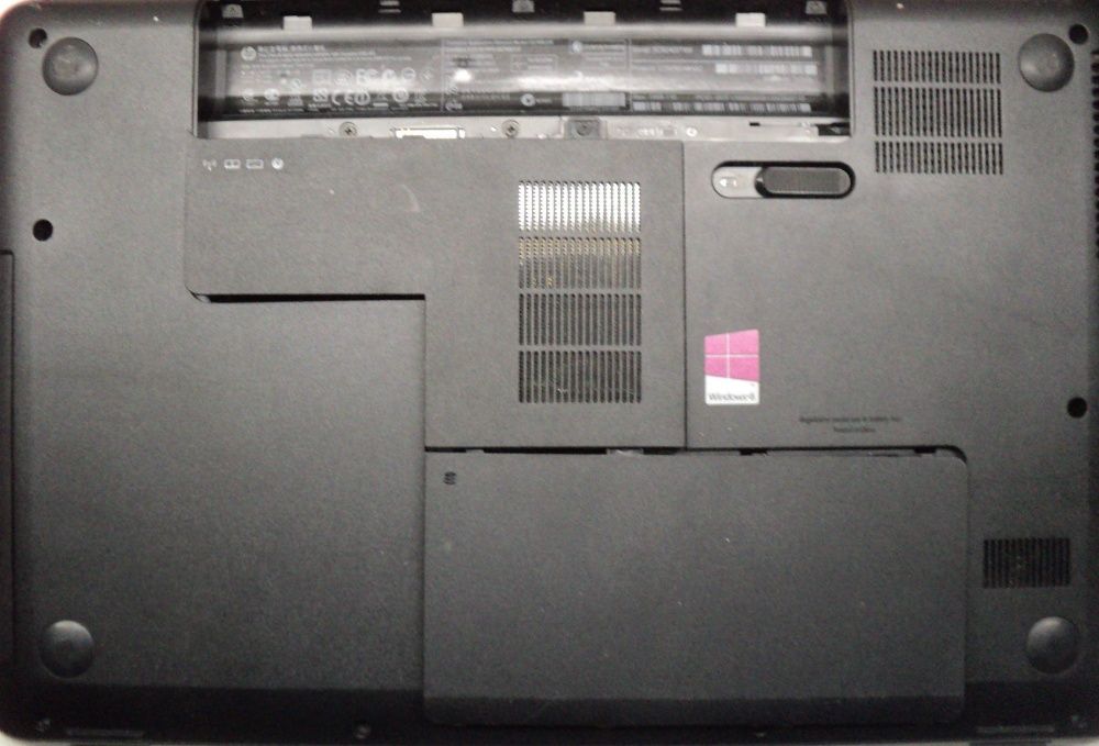 Dezmembrez Laptop HP 650 (placa defecta) Toate componentele de carcasa