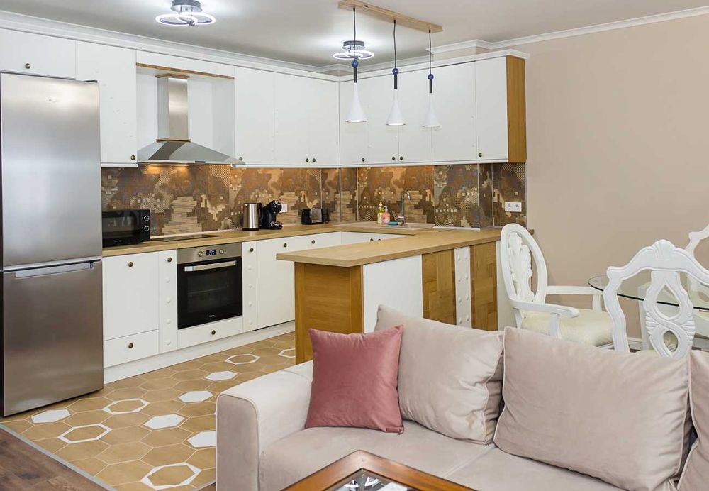 Дава се под наем Тристаен апартамент в Варна, Чайка - 93 кв.м за 1100 € - Снимка #2