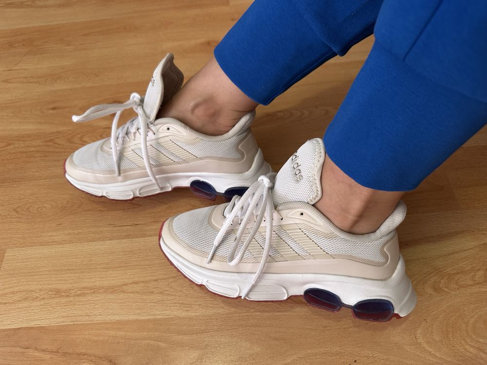 Adidas маратонки