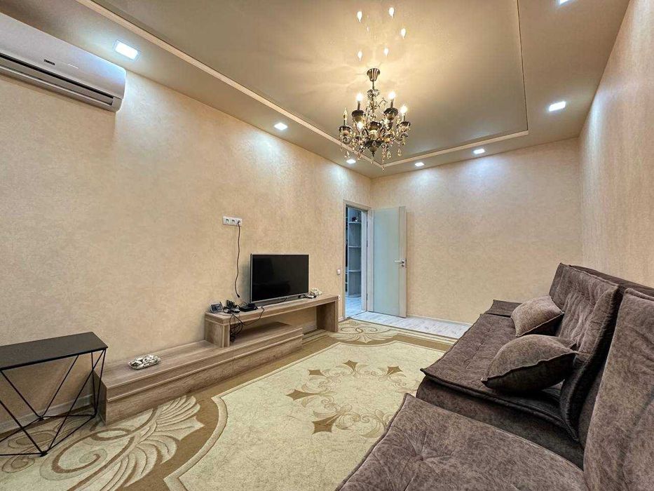 Сдам трехкомнатную квартиру на долгосрок