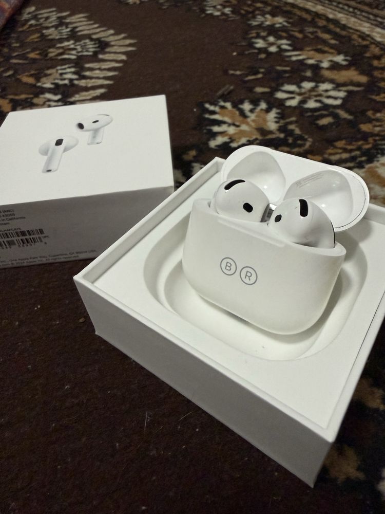 Airpods 4 noise cancellation