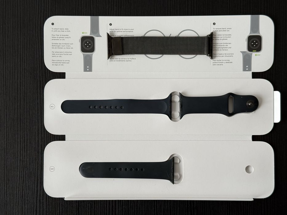 Apple Watch Series 8 (45 mm) + допълнителни каишки