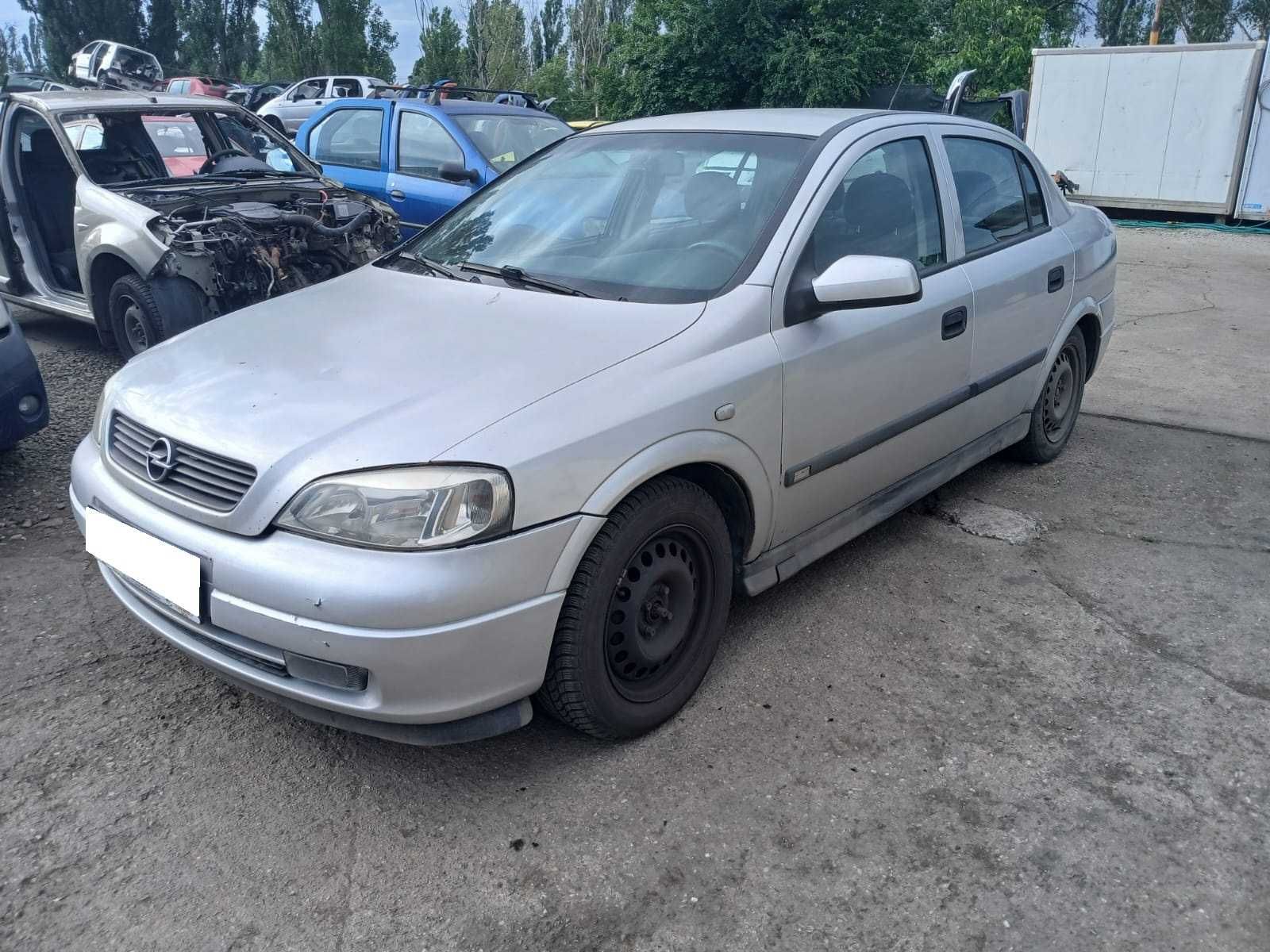 Dezmembrez Opel Astra G Belina 1.6 Benzina-Z16XE